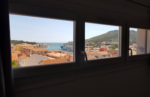 Port-Vendres Casa | Magnifique vue Mer, Maison 3 Chambres, 76 m2, Jardin, Garage, Proche Plages