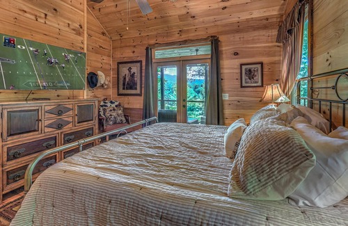 Morganton Casa | Magnolia Bay by Escape to Blue Ridge