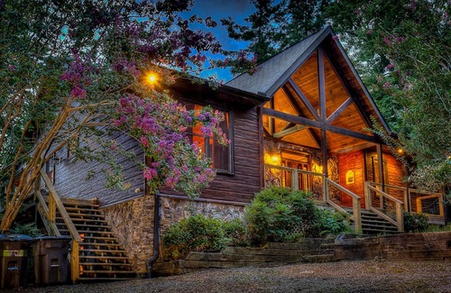 Morganton Casa | Magnolia Bay by Escape to Blue Ridge