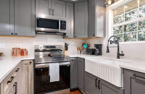 Smithville Casa | Magnolia Bottoms – A Dog’s Paradise (People Welcome, Too!)