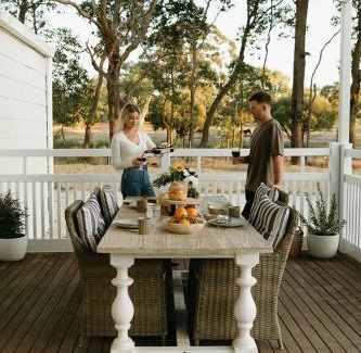 Waroona Casa | Magnolia Cottage