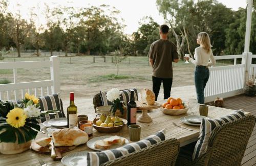 Waroona Casa | Magnolia Cottage