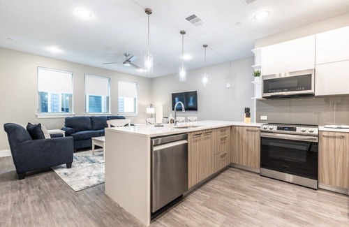 Fort Worth Casa | Magnolia District Modernism- Sleek 2-Bed Escape