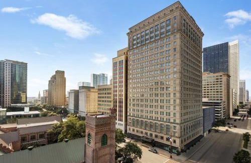 Downtown Houston Hotel | Magnolia Hotel Houston, a Tribute Portfolio Hotel