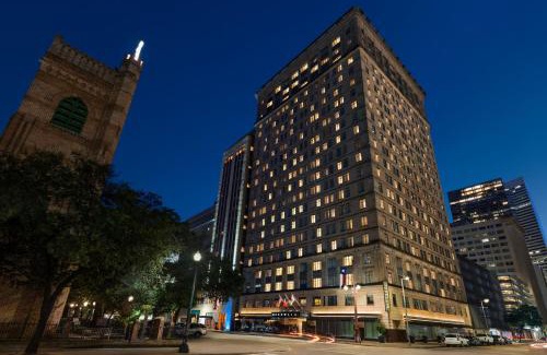 Downtown Houston Hotel | Magnolia Hotel Houston, a Tribute Portfolio Hotel