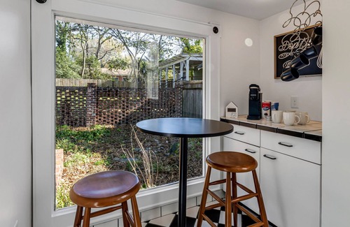 Greensboro Casa | Magnolia Manor - Private Backyard - Close to Downtown