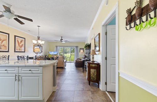Central Myrtle Beach Condominio | Magnolia North 102