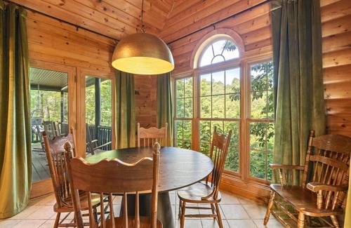 Bryson City Casa | Magnolia Pine With Hot tub and Mountain Views