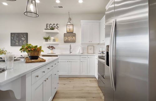 Washington Fields Casa | Magnolia Pool, Hot Tub, and Pickleball!