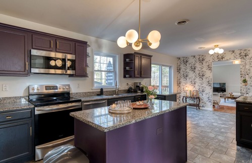 West Saugerties Casa | Magnolia Retreat | Hot Tub, Pool, Firepit