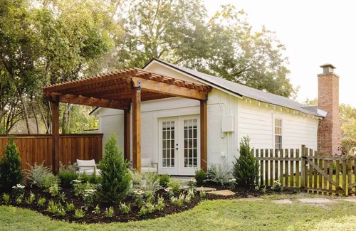 Landon Branch Cabaña | Magnolia's Hillcrest Cottage - Designed & owned by Chip & Joanna Gaines