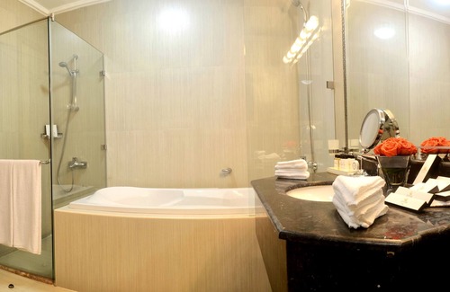 Diplomatic Area Apartamento | Magnum Hotel & Suites West Bay