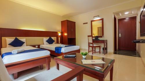 Kalyani Nagar Cama Y Desayuno | Magnus Riverside Kalyani Nagar