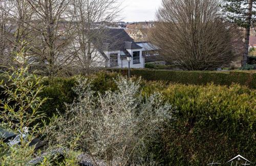 Magny-le-Hongre Casa | Magny's Oasis - DisneyLand 5min - Private Parking - Terrace & Garden