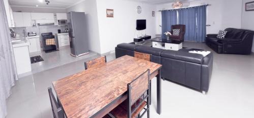 Livingstone Apartamento | Magodi Place - Serviced & Airconditioned Apartment