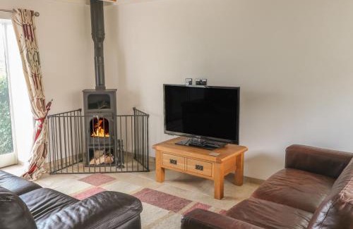 Whitby Casa | Magpie