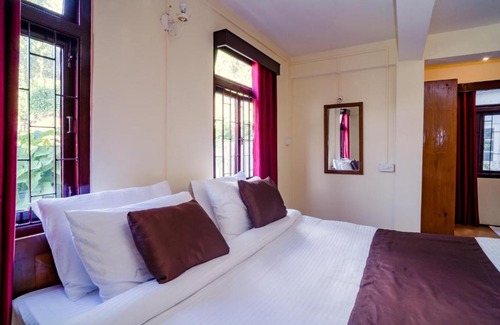 Gangtok Hotel | Magpie Mall Road Residency (MG Marg)