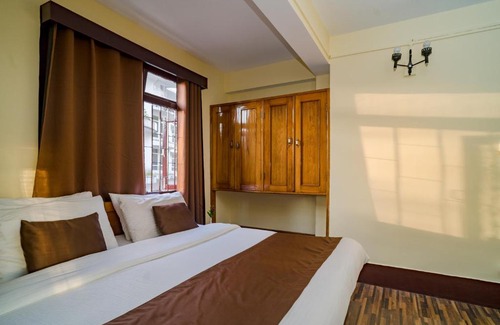 Gangtok Hotel | Magpie Mall Road Residency (MG Marg)