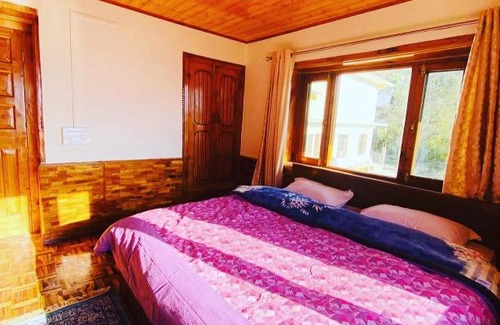 Naggar Casa | Mahajan Villa