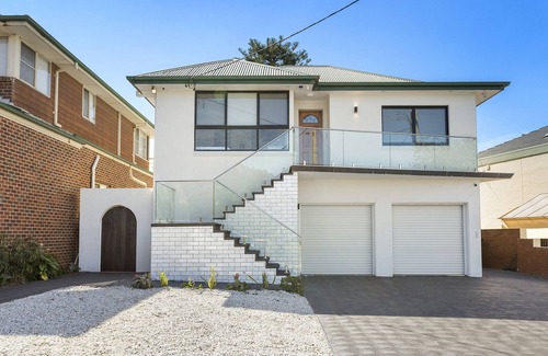 Bulli Apartamento | Mahalo Salt Studio - 150m to Sandon Point beach