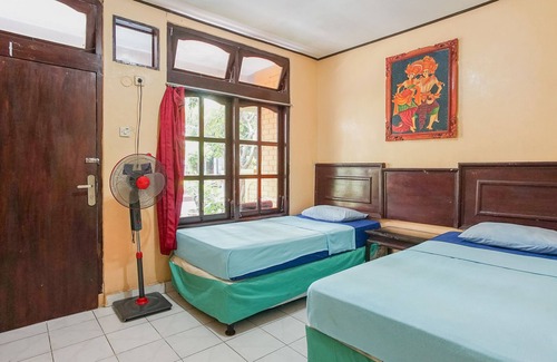 Downtown Kuta Casa | Mahendra Beach Inn
