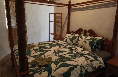 Ta'anea Complejo | Mahina Lodge