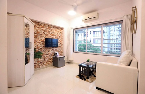 Kandivali East Apartamento | Mahindra & Mahindra-2 bedroom/wifi /Comp Breakfast