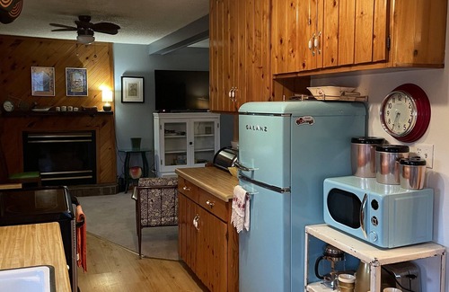 Deerwood Cabaña | Mahnomen Cottage: Hike, Bike, Fish, & Relax only 2 hrs north of the Twin Cities!