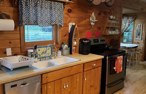 Deerwood Cabaña | Mahnomen Cottage: Hike, Bike, Fish, & Relax only 2 hrs north of the Twin Cities!