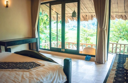 Lac Village Villa | Mai Chau Sunrise Deluxe Doble