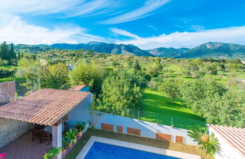 Moscari Villa | MAIA - Fantástica villa con piscina privada y vistas a las montañas. WiFi Gratis