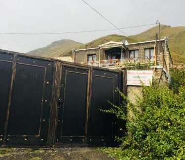 Stepantsminda Casa | Maia's Guest House Gergeti