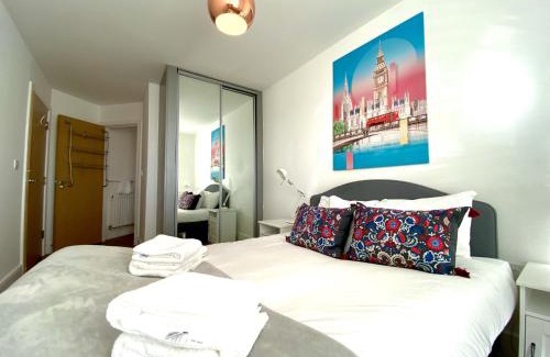 Bray on Thames Apartamento | Maidenehad Spacious Spectacular and Modern 3 Bedroom 2 Bathroom Penthouse 14