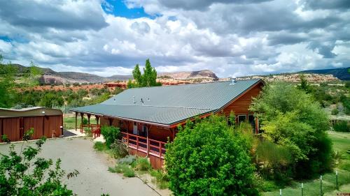 Cortez Casa | Main and Guest House Gateway to Canyons of the Ancients
