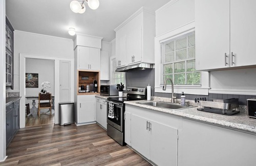 Laurel Casa | Main House at Mason Park across from Laurel's Dog Park