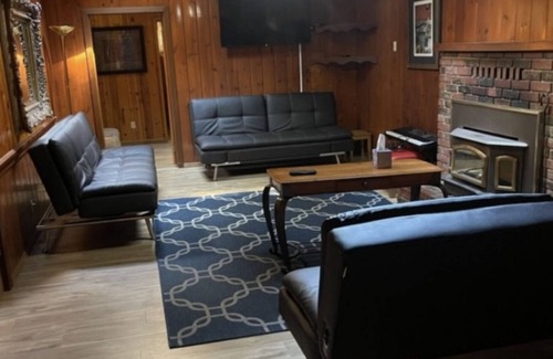 Boulder Creek Cabina | Main House - Masoods Lodge