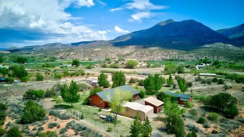 Cortez Casa | Main House with 500,000 acres of BLM