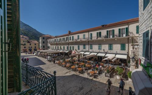 Kotor Old Town Apartamento | Main Square View