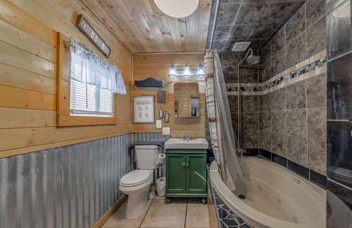 Ruidoso Cabina | Main Squeeze: Where It All Began