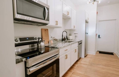 Chambersburg Apartamento | Main St. Loft Washer/Dryer + Parking Included