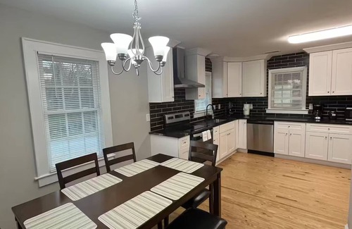 Graham Casa | Main Stay!