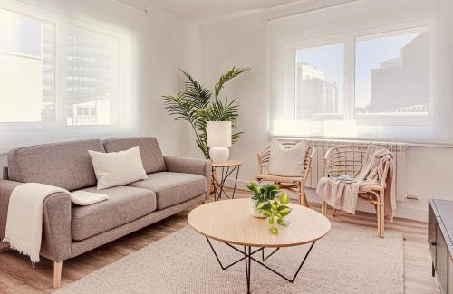 La Coruna Apartamento | Main Street Deluxe