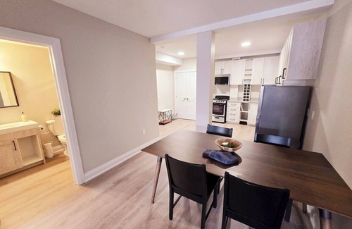 Huntsville Apartamento | Main Suite's ~Downtown~
