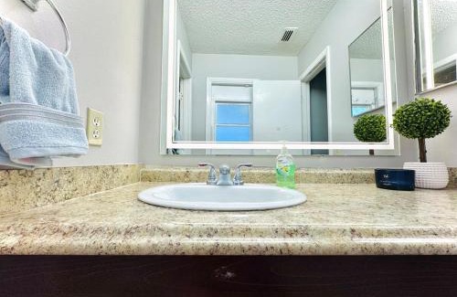 Buena Ventura Lakes Casa | Main Villa 15 mins from Theme Parks & MCO