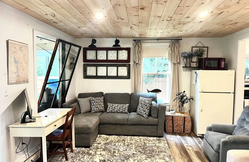 Shapleigh Casa | Maine Lake House