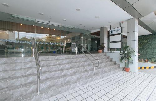 Pasay Hotel | Maine Residences Tramo near NAIA Terminal