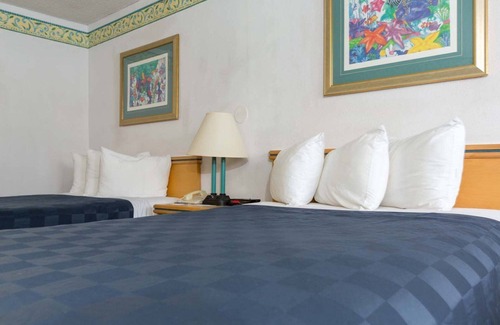 Florida Central Atlantic Coast Hotel | Maingate Lakeside Resort