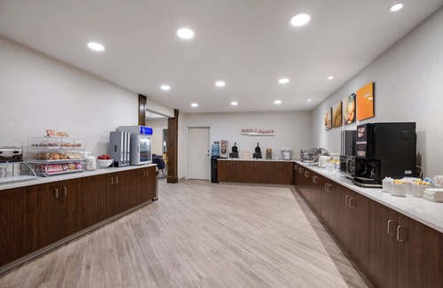 Gaylord Hotel | MainStay Suites Gaylord
