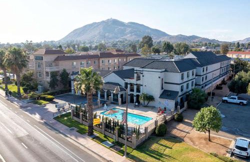 Moreno Valley Hotel | MainStay Suites Moreno Valley Near March Air Reserve Base