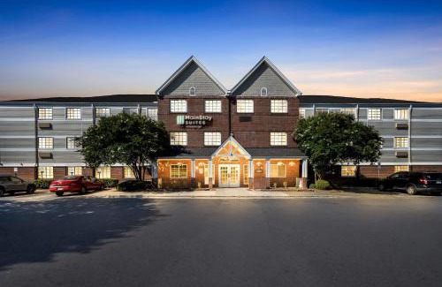 Northeast Raleigh Hotel | MainStay Suites Raleigh North